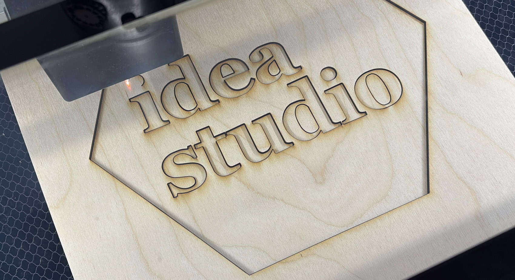 Idea Machine Studio Home - Fond du Lac Public Library